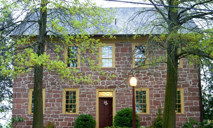 Reinholds Cama Y Desayuno | Brownstone Colonial Inn