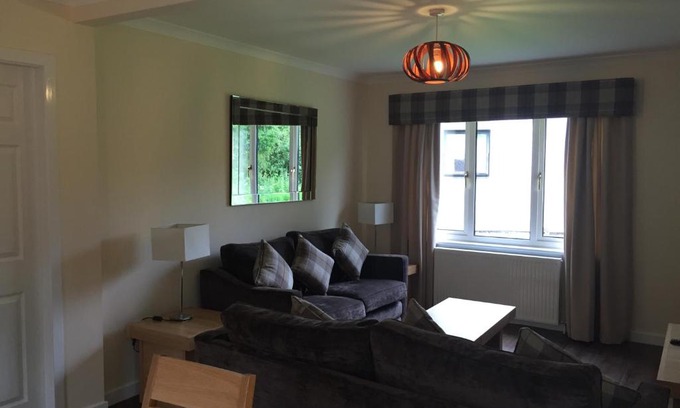 Stirling Casa | Bruce's Cottage