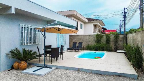Brusque Casa | Brusque: Casa aconchegante com piscina