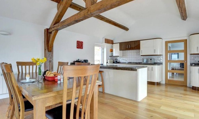 Derwen Casa | La casita más pequeña de 2 ubicada en la pequeña propiedad de los propietarios, Bryn Eithin Bach es una forma perfecta.