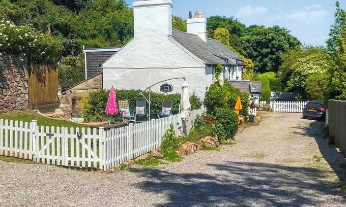 Rhos on Sea Cabaña | Bryn Euryn Cottage - 28135