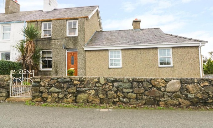 Garn Fadryn Casa | Bryn Lleuddad