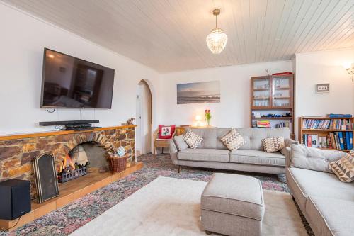 Trefin Casa | Bryngarw