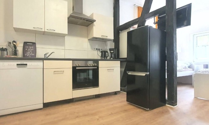 Burscheid Apartamento | Bu02 Ferienwohnung mit Smart-tv, 40qm, 1 Schlafzimmer, 1 Wohn-/schlafzimmer, Max. 3 Personen
