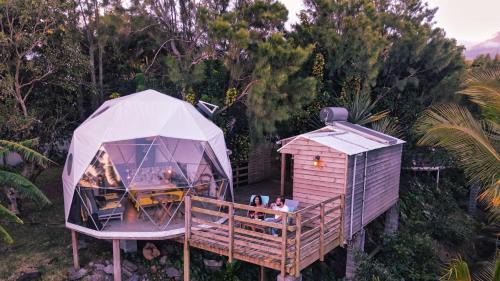 Saint-Joseph Hotel | Bubble Dome Village