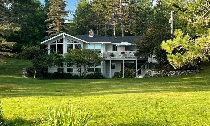 Conover Casa | Buckatabon Lakeside Retreat. Direct access to snowmobile trails!