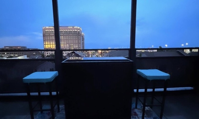 Lindbergh Condominio | Buckhead Rooftop Two story Condo With Marta Access