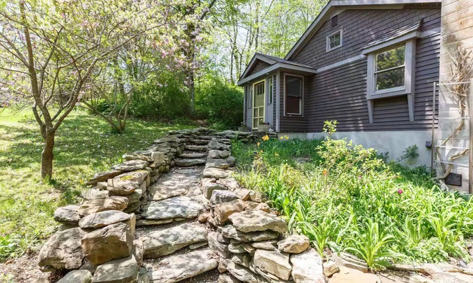 North Egremont Casa | Bucolic Berkshires House