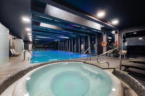 Terezvaros Apartamento | Budapest Tower