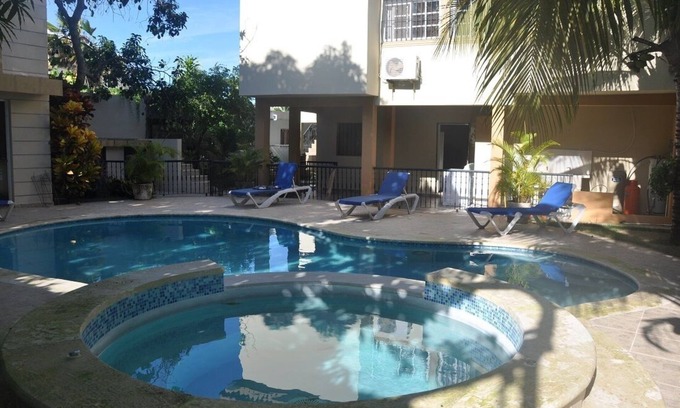 La Esplanada Condominio | Condominio económico de 3 dormitorios para huéspedes con piscina en el centro de Sosúa