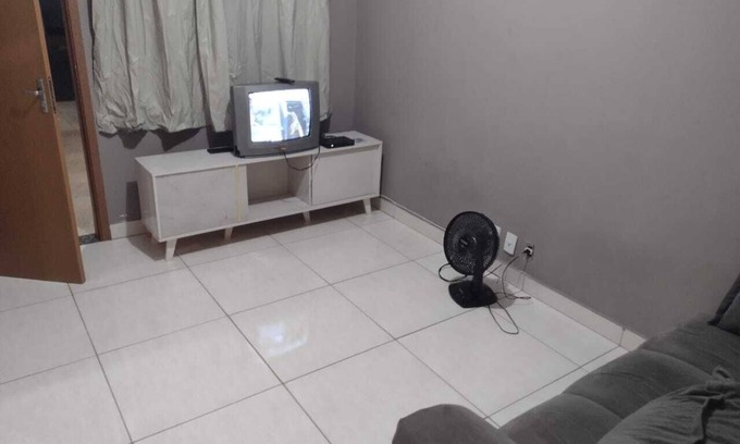 Cidade Ocidental Casa | Budget Accommodation Home with Leisure