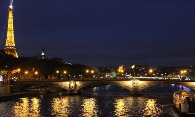 Bondy Apartamento | Budget apart with balcony near Paris