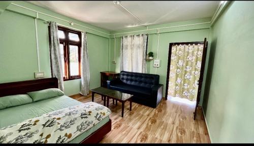 Ziro Cama Y Desayuno | Budget Bed& Breakfast RJ Shant Apartment