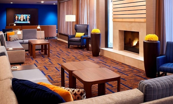 Auburn Hills Complejo | Budget-friendly Accommodation! Indoor Swimming Pool, Pets are Welcome!