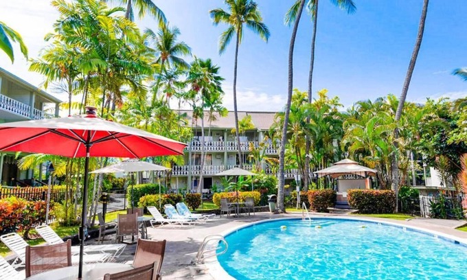 Historic Kailua Village Condominio | Budget friendly condo in the center of Kailua Kona
