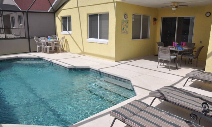 Hillcrest Estates Casa | Budget Friendly Pool Home with Game Room Close to Disney World