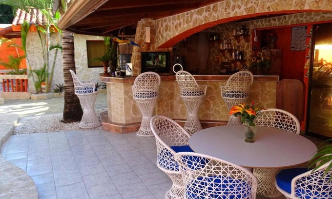 Playa Chiquita Apartamento | Budget guest-friendly room near casino and beach