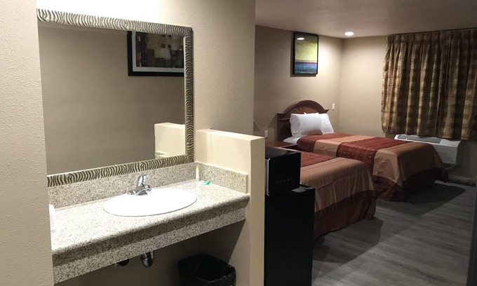 Indio Hotel | Budget Inn Motel