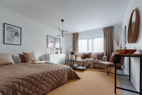 Katarina-Sofia Apartamento | Budget studio in hip SoFo - construction work