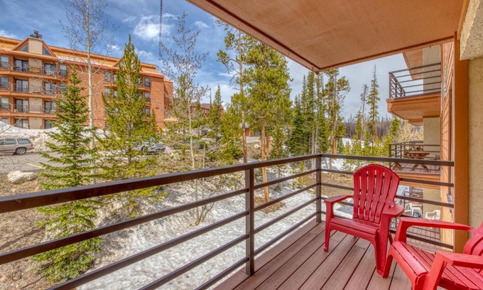 Frisco Apartamento | Buffalo Village Condo & Treetop Hideaway