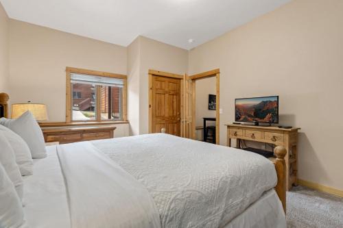 Fall River Estates Apartamento | Bugle Pointe A13 by Estes Park Condos