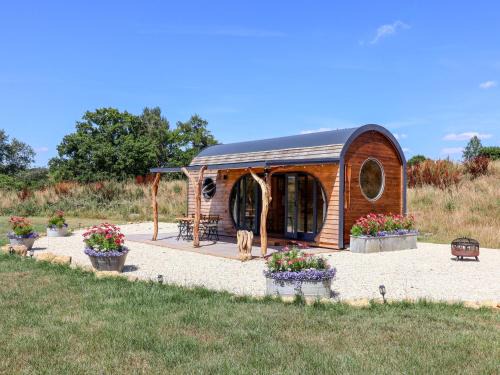 Gillingham Casa | Bugley Pools Hideaway
