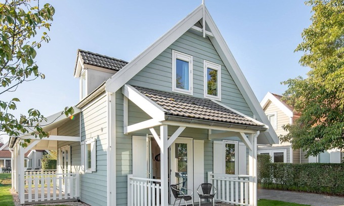 Bruinisse Villa | Buitenhuis met sauna 6