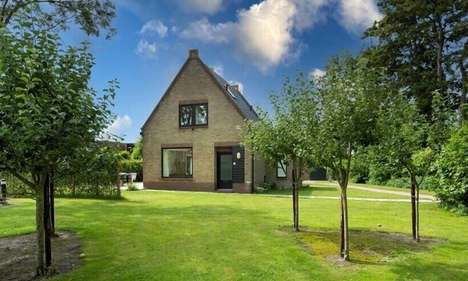 Westenschouwen Casa | Buitenplaats 147 enjoying vast lands nearby the sea