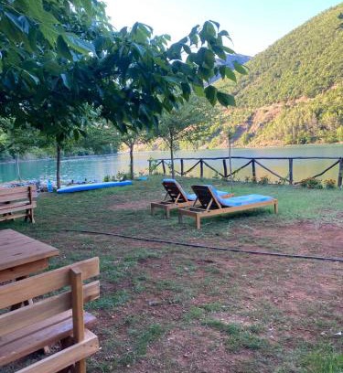 Sakës Otro | Bujtina Liqeni i Shkopetit