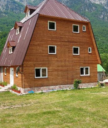 Shale Casa | Bujtina ZEMRA TRADITES