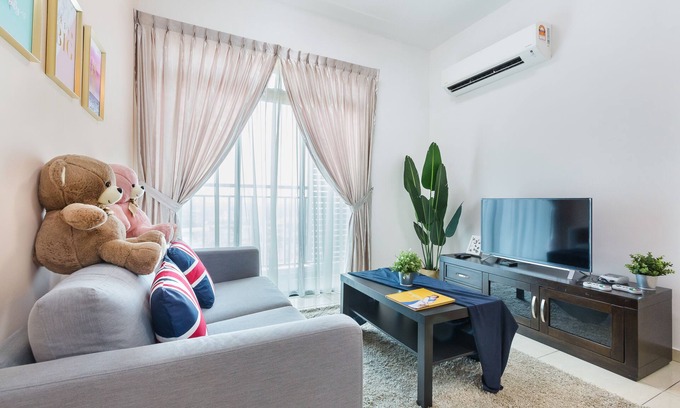 Bukit Indah Apartamento | [Bukit Indah] Aeon Jusco Cerca de Tuas Wifi 4-5 Pax