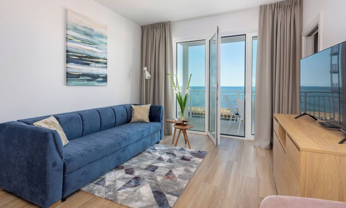 Darlowko Apartamento | Bulwar Zachodzącego Słońca by Renters