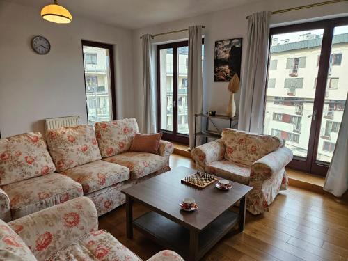 Krakow Apartamento | Bulwary Wiślane Kraków Apartament Ludwinowska przy Forum by Noclegi Renters