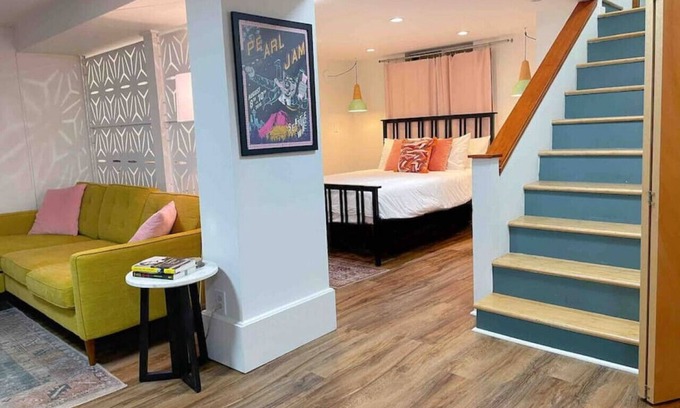 Fremont Apartamento | Bumbershoot Suite in Fremont - Dog friendly!