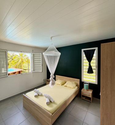 Trois-Rivieres Casa | Bung'hello Village, Piscine et Parking gratuit