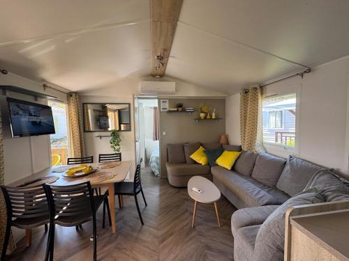 Lattes Casa | Bungalow 341 pour 6 à 8 pers Camping Siblu 4 étoiles le Lac des Rêves