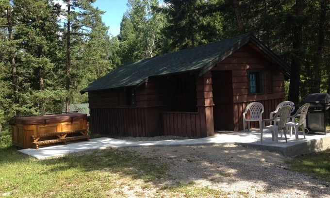 East Kootenay Cabina | Bungalow n. ° 5 con bañera de hidromasaje al aire libre