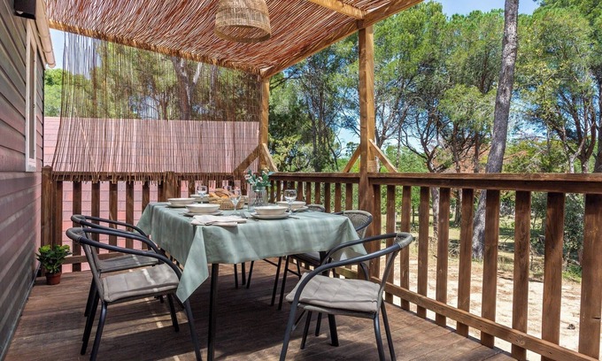 L'Escala Chalet De Esquí | Bungalow 6 Tía Polly
