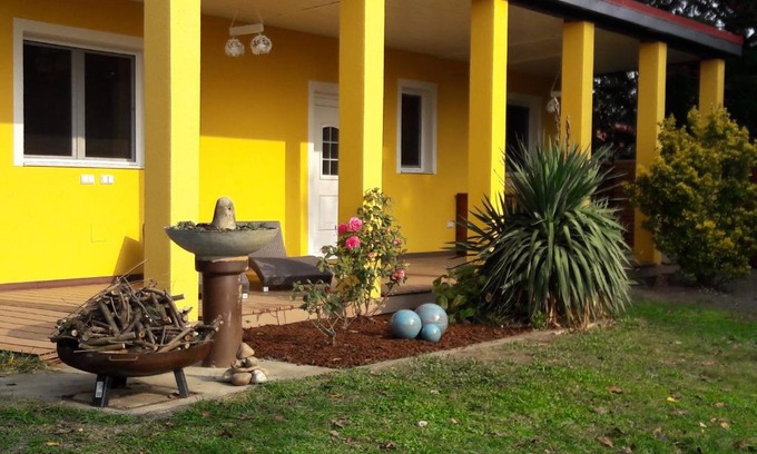 Kaisermuhlen Casa | Bungalow at Lake Alte Donau
