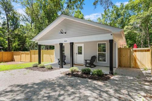 Georgetown Casa | Bungalow at the Bay 3 Bedroom Vacation Home
