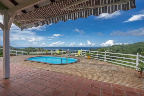 Sainte-Marie Casa | Bungalow avec piscine au cœur de la campagne Vert