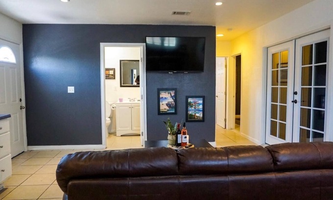 Port Hueneme Casa | Bungalow by the beach