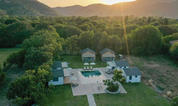 Kayakoy Casa | Bungalow close to the walking routes and the sea