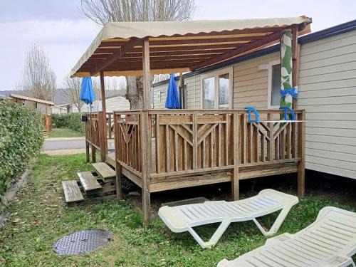 Condrieu Casa | Bungalow confortable à Condrieu avec piscine