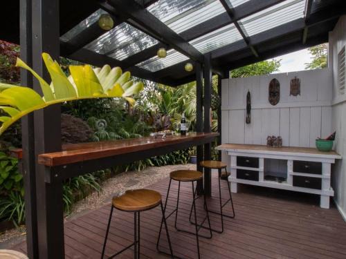 New Plymouth Casa | Bungalow Eight - 1930s charm near Pukekura Park