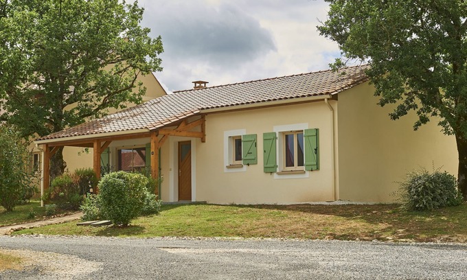 Lanzac Casa | Bungalow en Lanzac con terraza privada