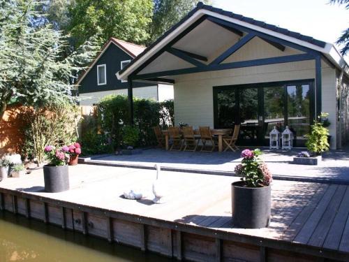 Onderdijk Casa | Bungalow in Wervershoof with 1 bedroom