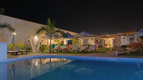 Ventanilla Hotel | Bungalow Jatun Mama