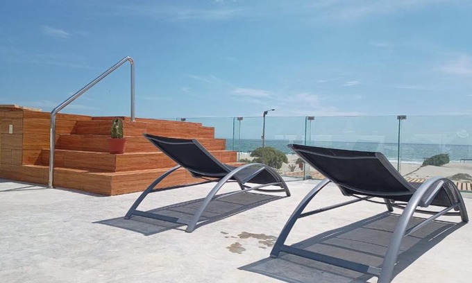 Vichayito Apartamento | Bungalow VerdeMar con Jacuzzi Frente al Mar