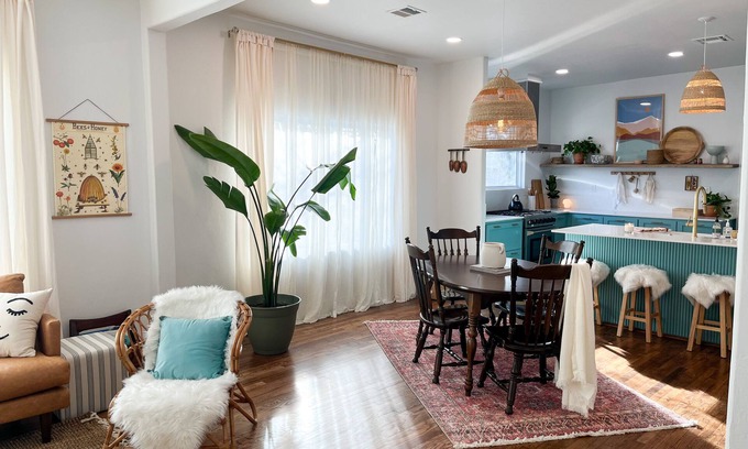 Norman Casa | Bungalow walking distance to Norman's downtown Main Street